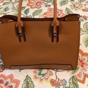 Classy medium brown purse, brand new!